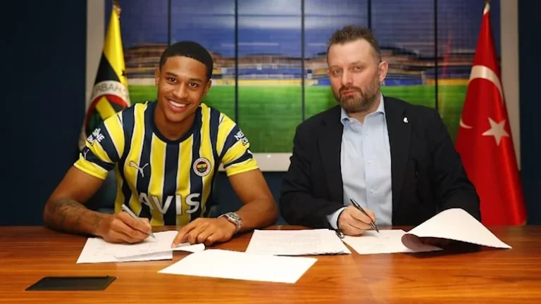 Fenerbahçe Oosterwolde ile sözleşme imzaladı